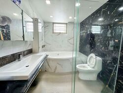 Hougang Avenue 2 (D19), Terrace #577161481